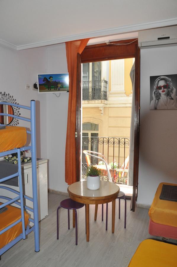 Hostal Mayor Аликанте Экстерьер фото